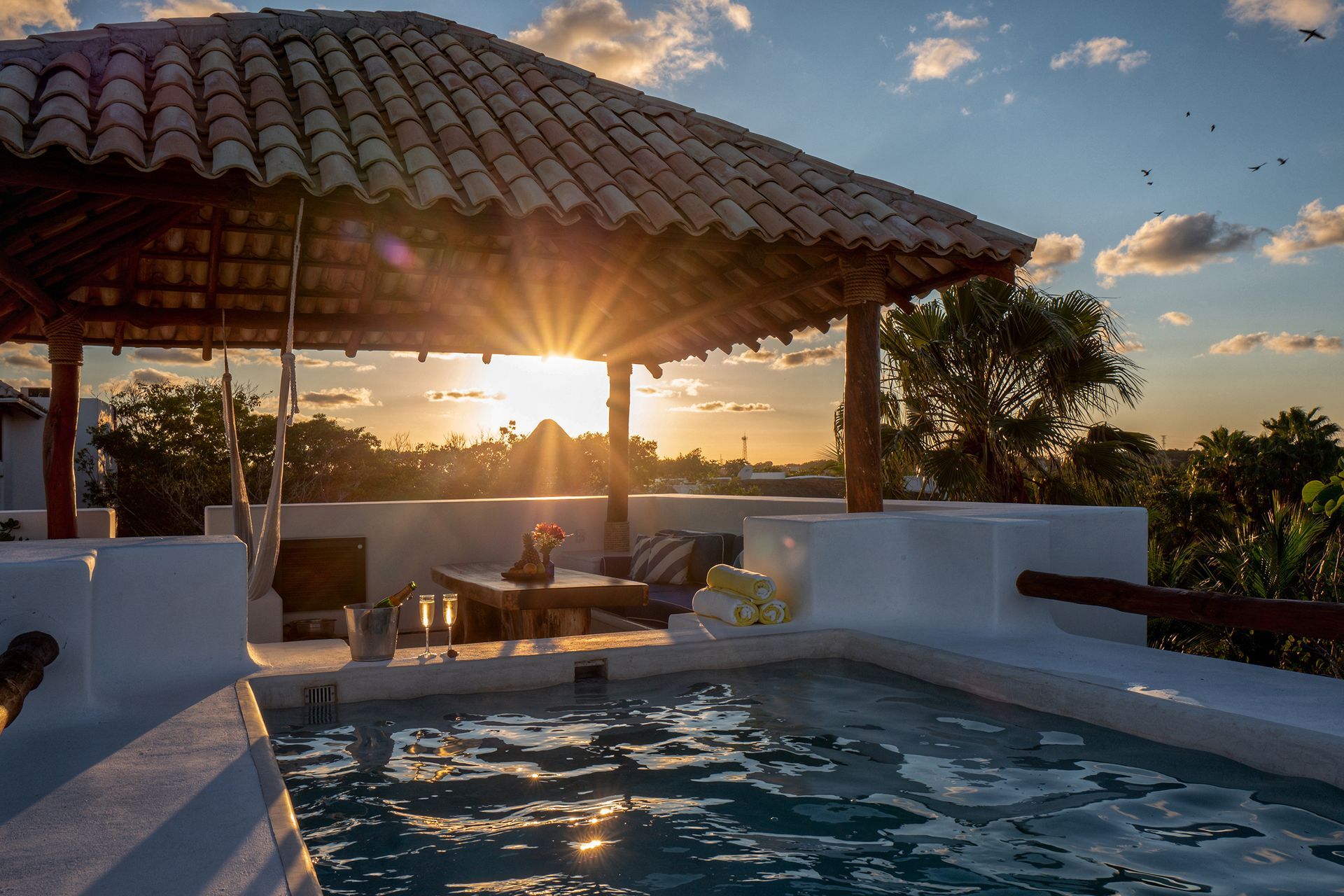 Hotel Esencia Accommodation