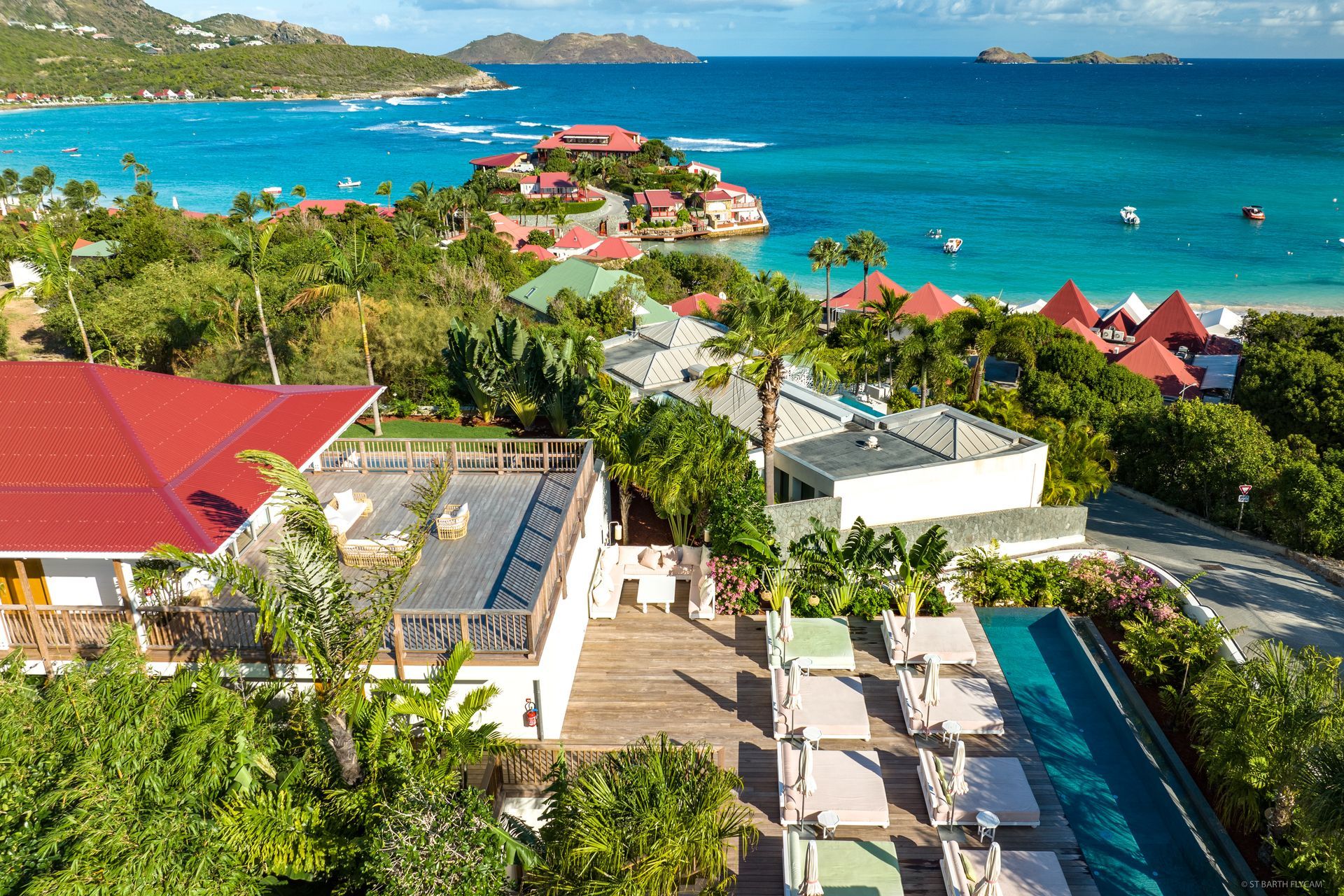 Le Tropical Hotel 
