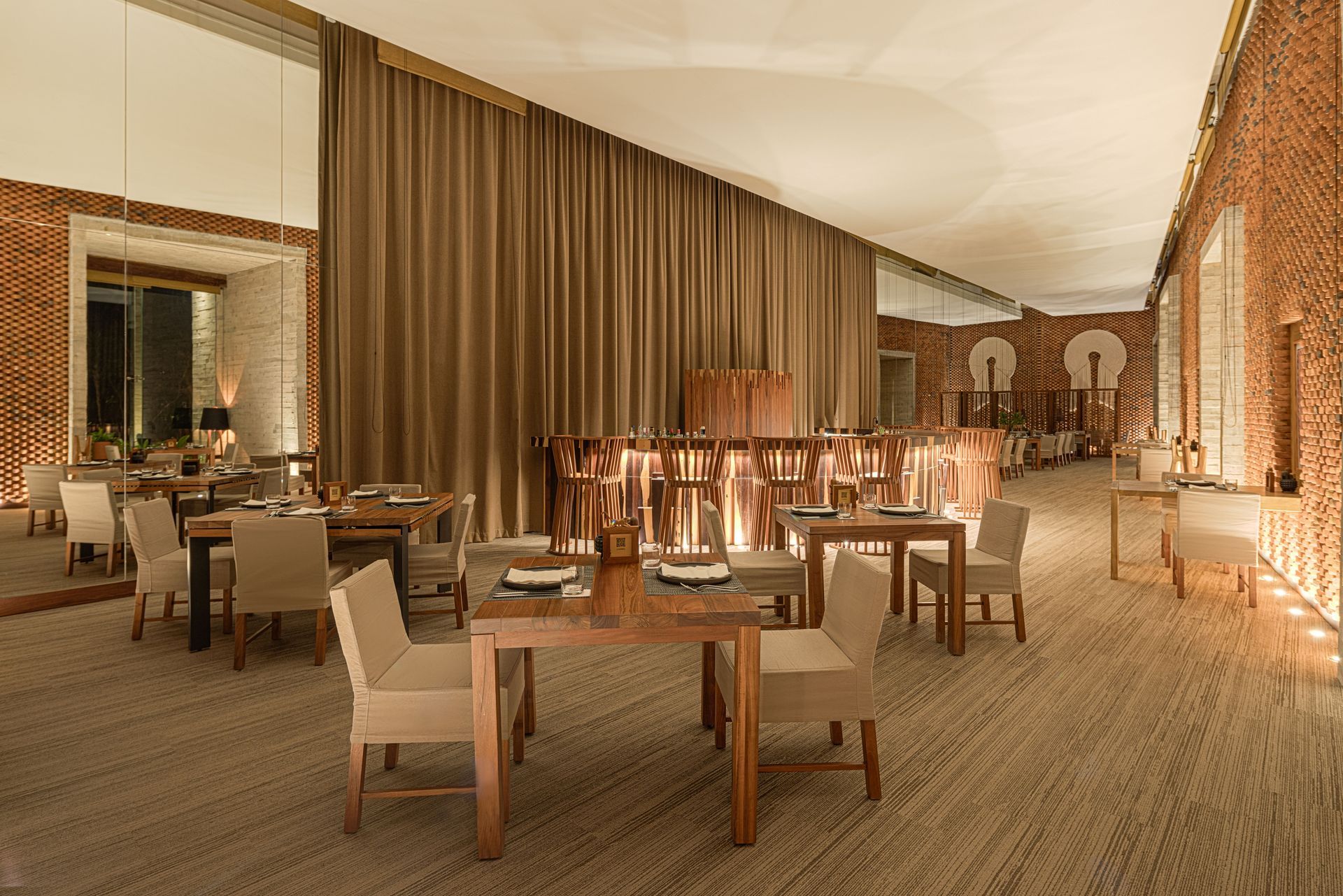 La Casa de la Playa Restaurant