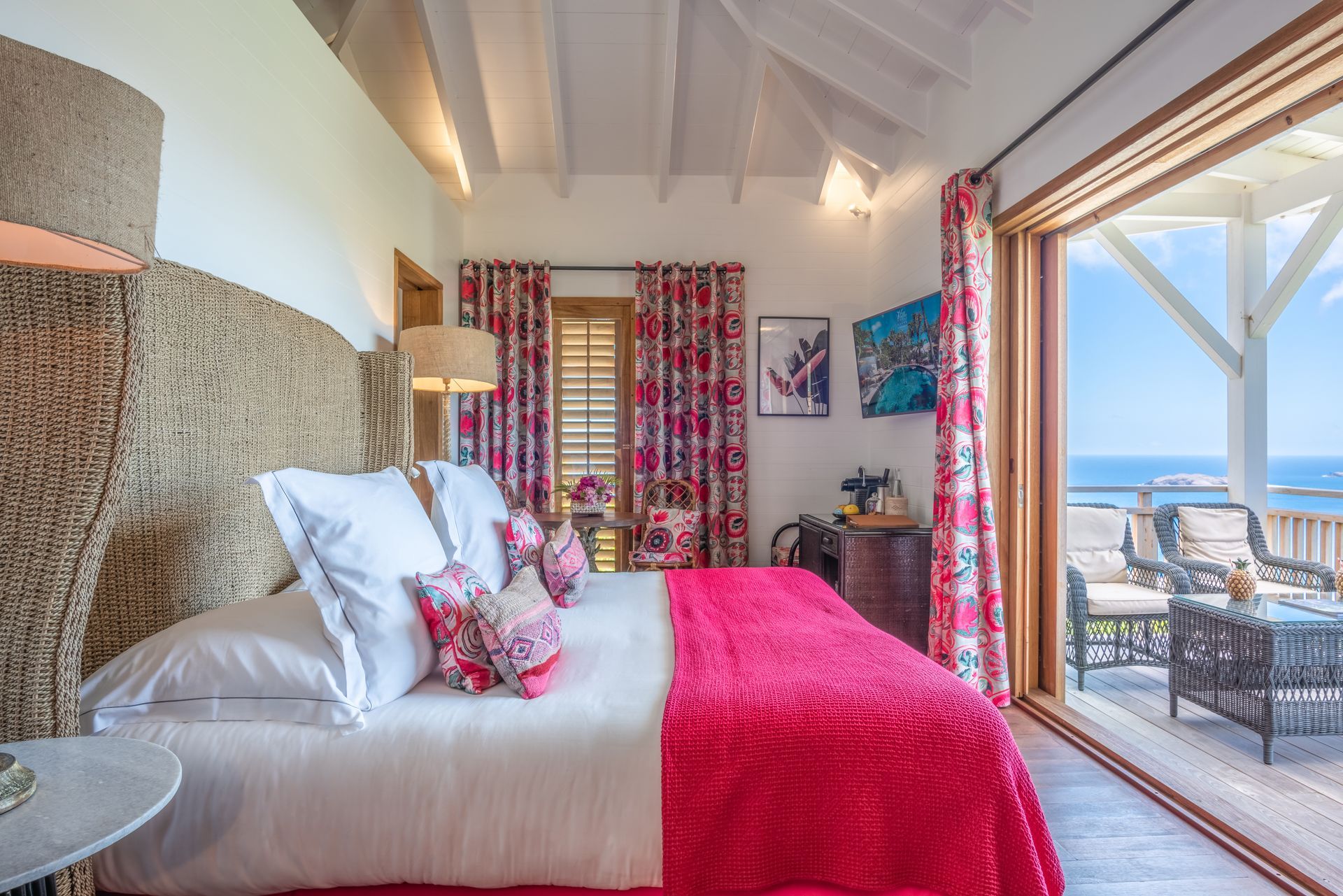 Gyp Sea Hotel Accommodation