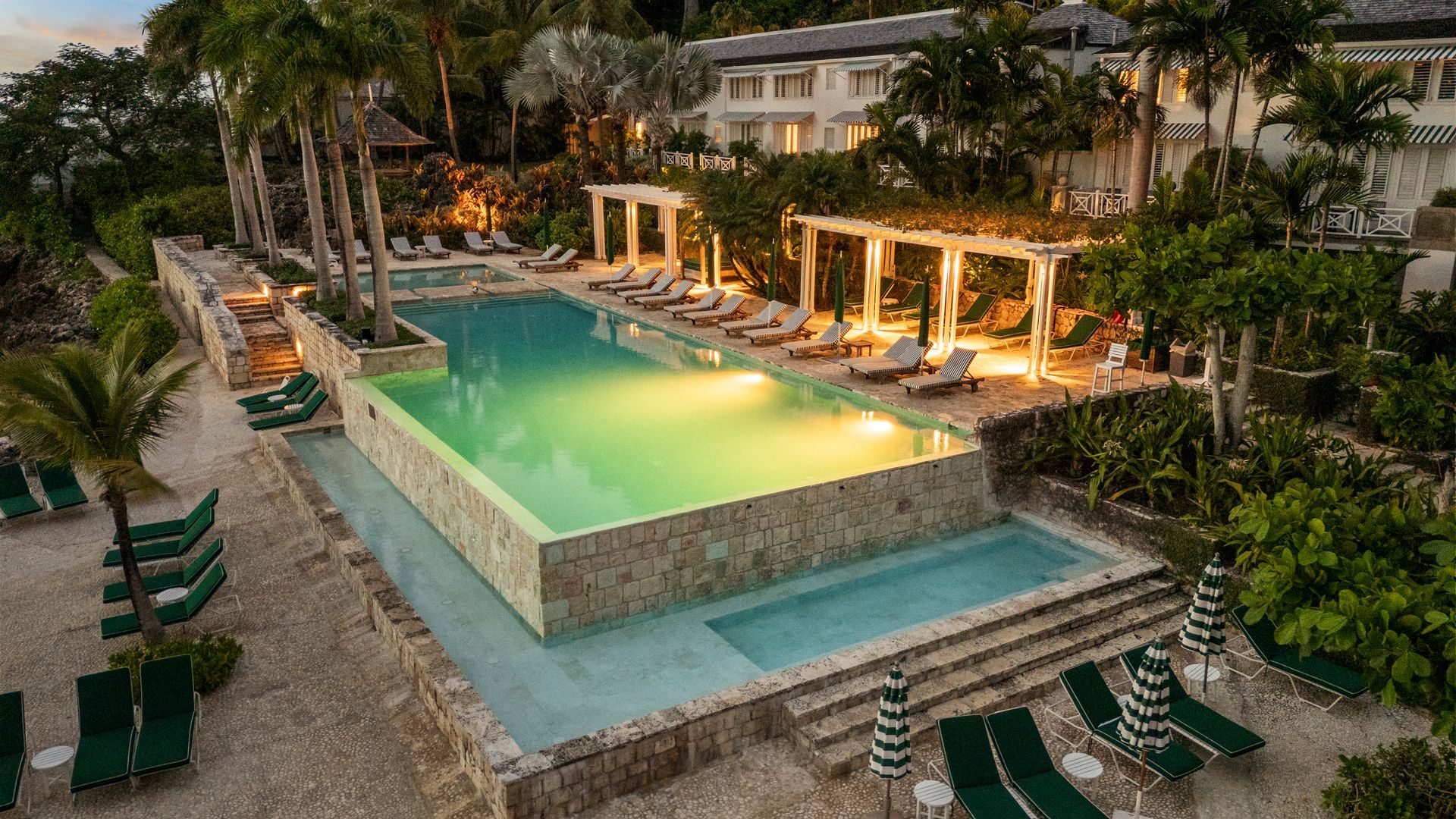 Round Hill Hotel & Villas