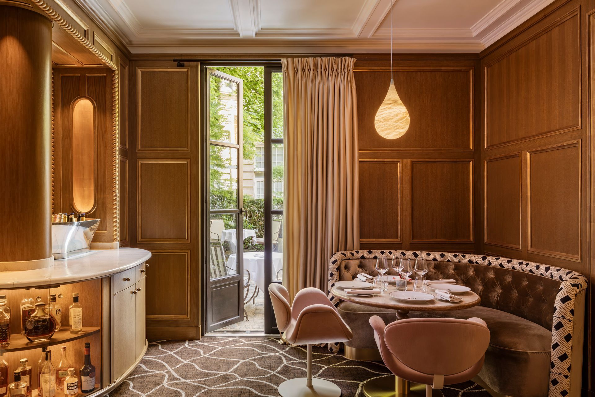 Le Pavillon de la Reine Restaurant 