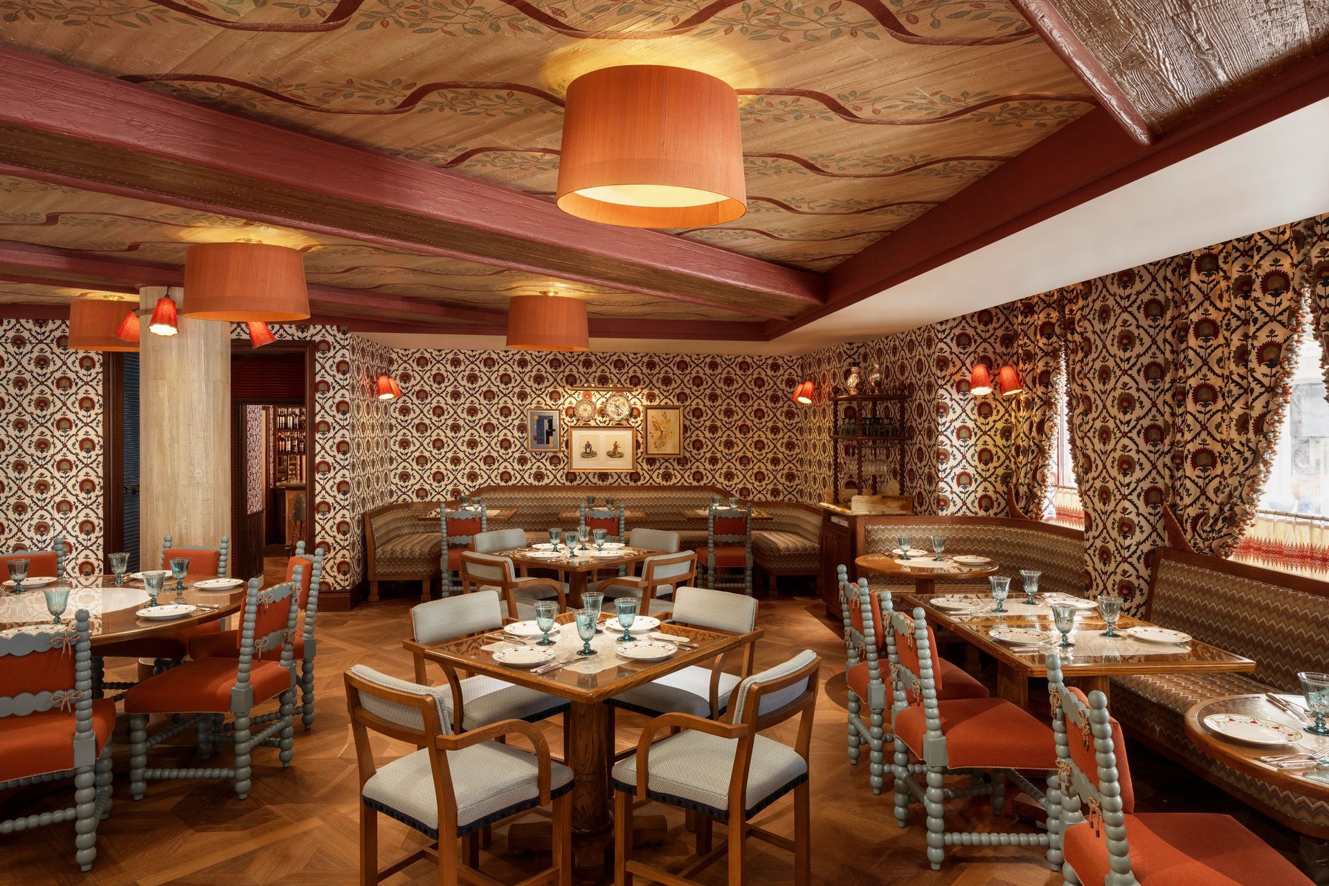 Le Grand Mazarin Restaurant