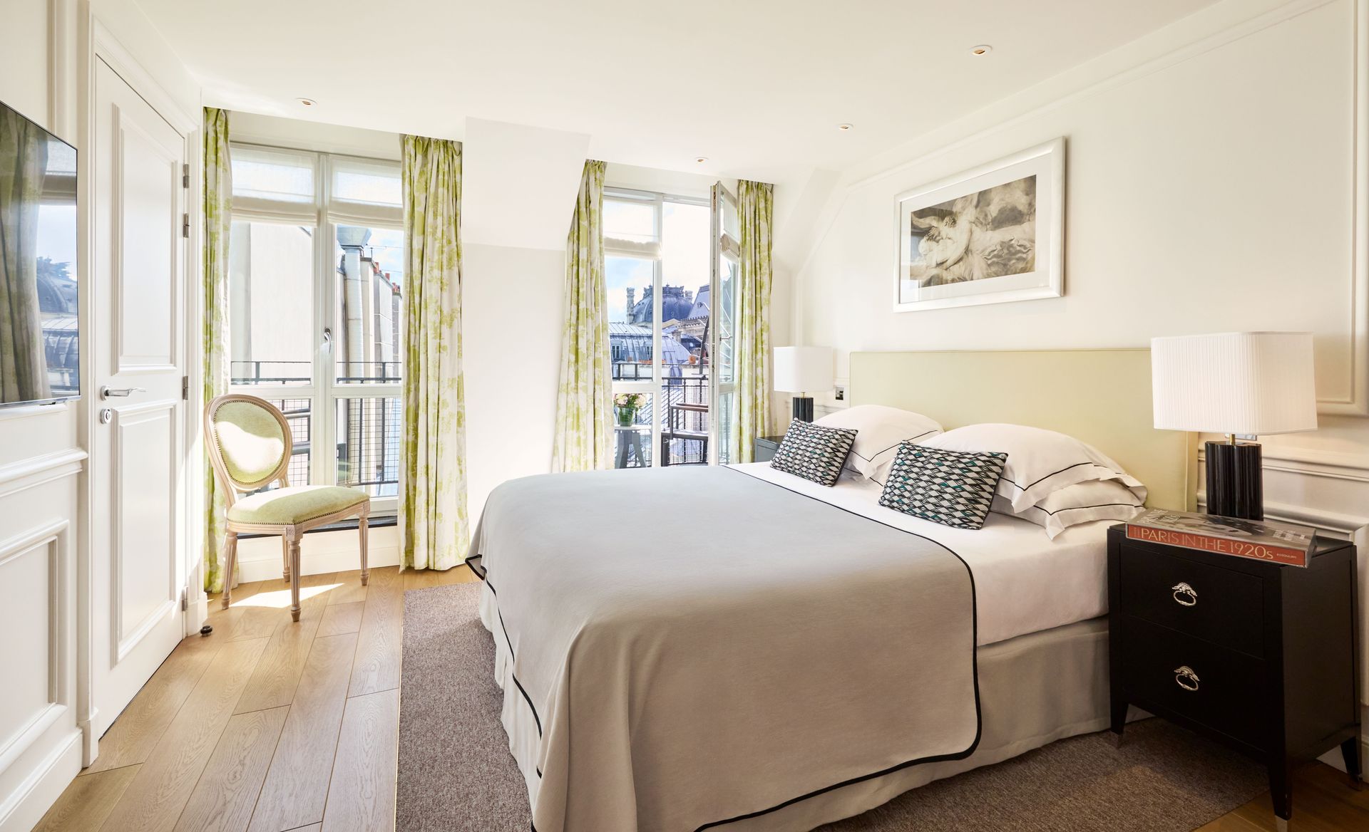 Grand Hotel du Palais Royal Accommodation