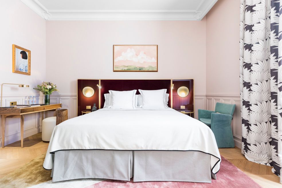 Hotel Grand Powers Accommodation