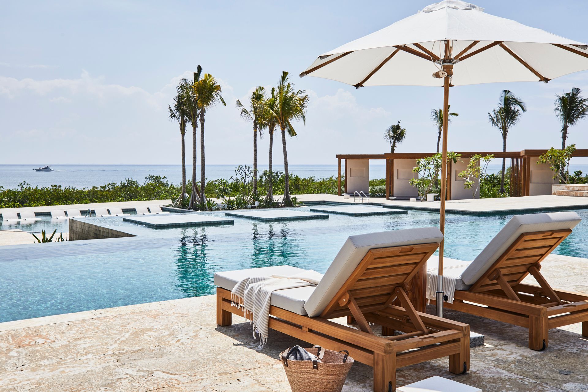 Etereo, an Auberge Resort 