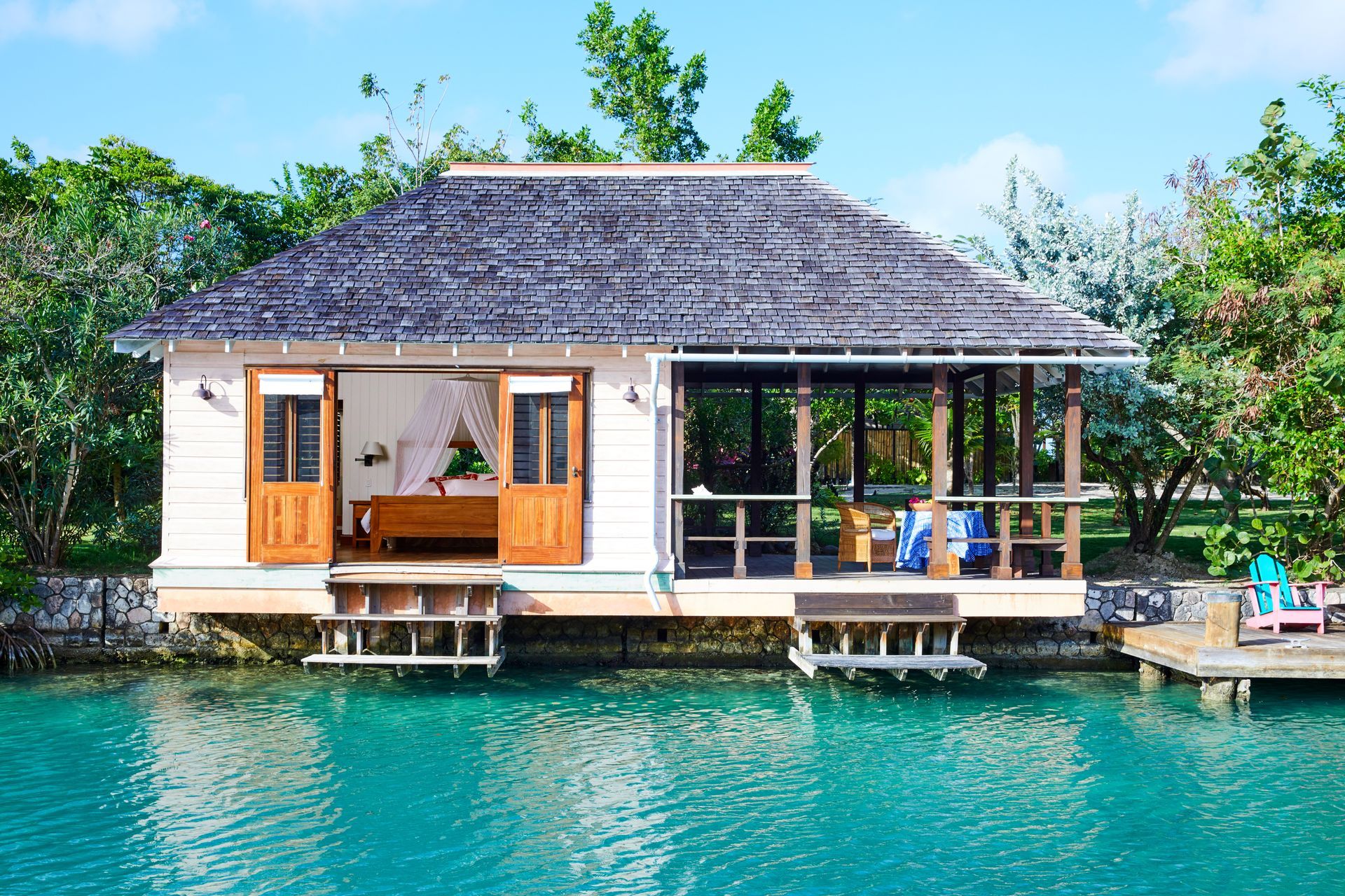 GoldenEye Accommodation