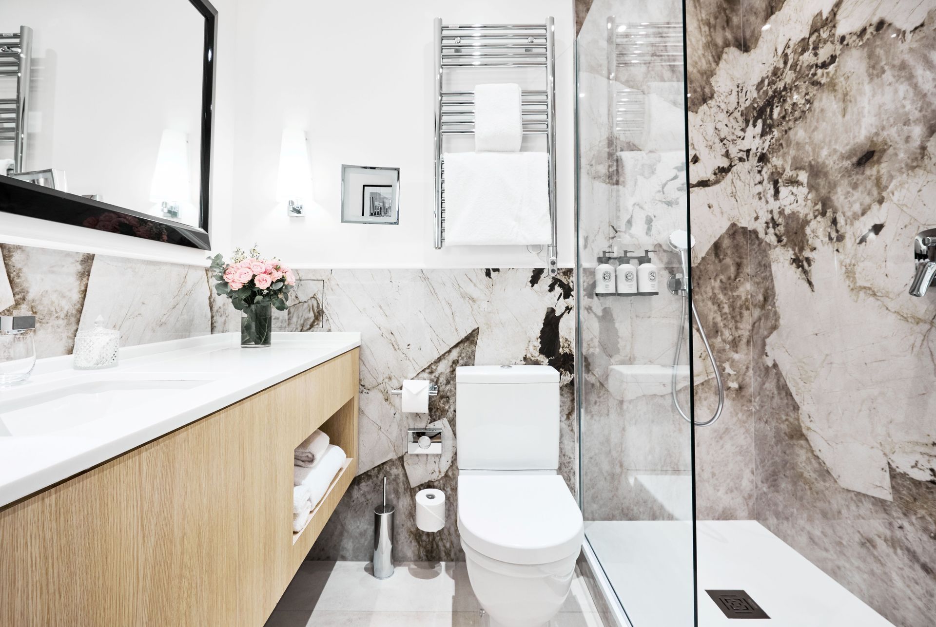 Grand Hotel du Palais Royal Accommodation