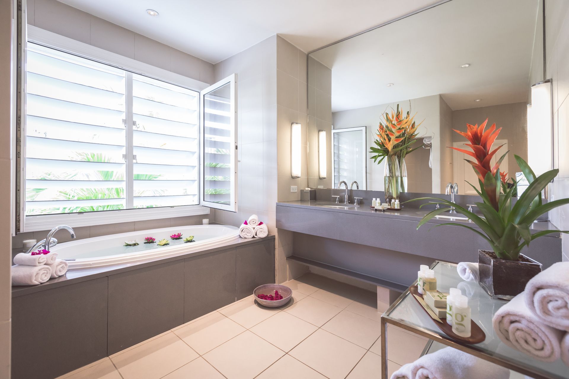 Carlisle Bay Accommodation