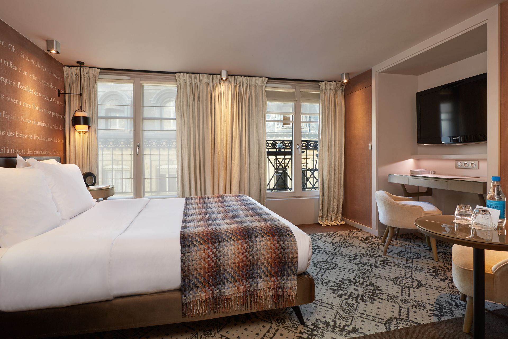 Le Pavillon des Lettres Hotel Accommodation