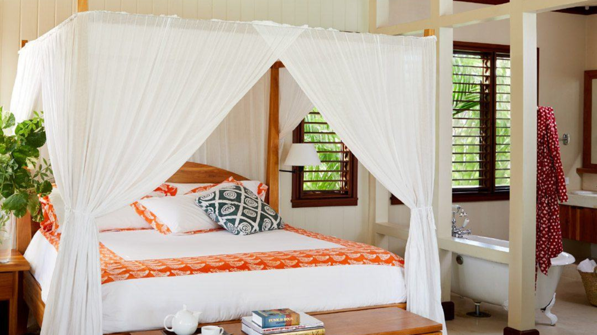 GoldenEye Accommodation