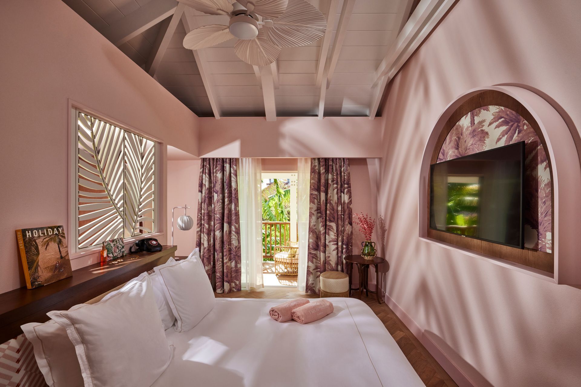 Le Tropical Hotel Accommodation 