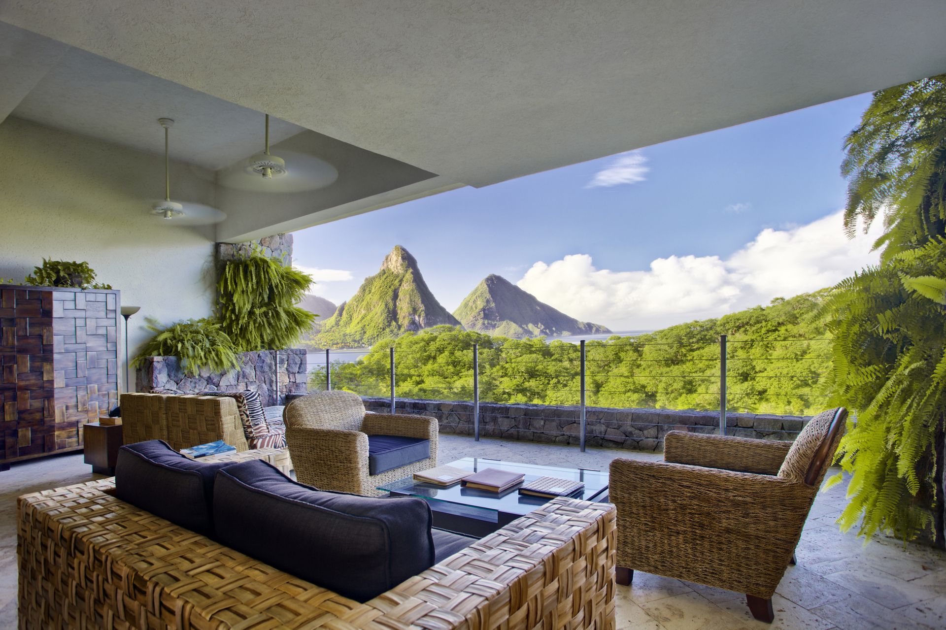 Jade Mountain Accommodation