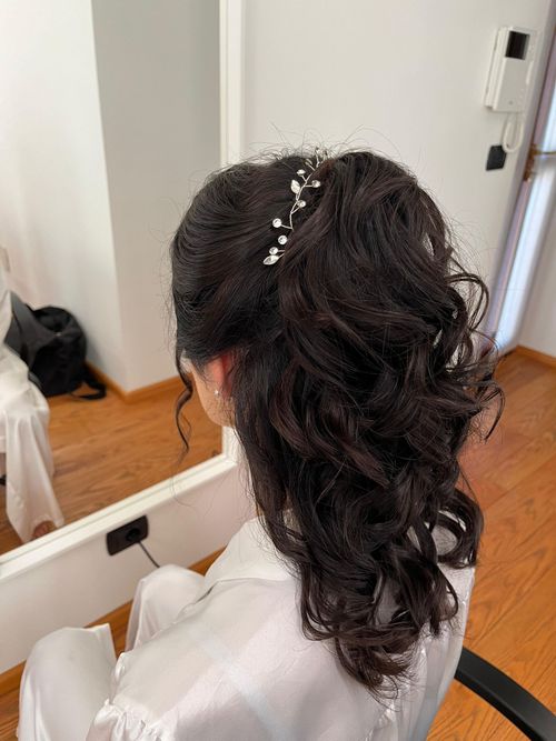 coda alta con coroncina sposa