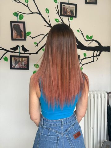 capelli sfumati rossi