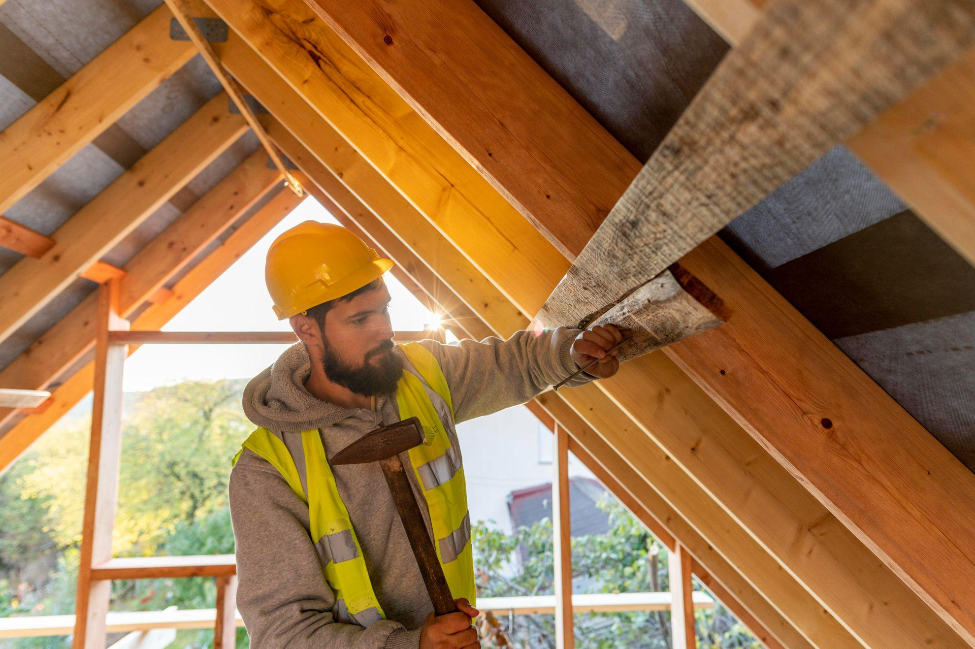 Benefits of Hiring a Professional Insulation Contractor