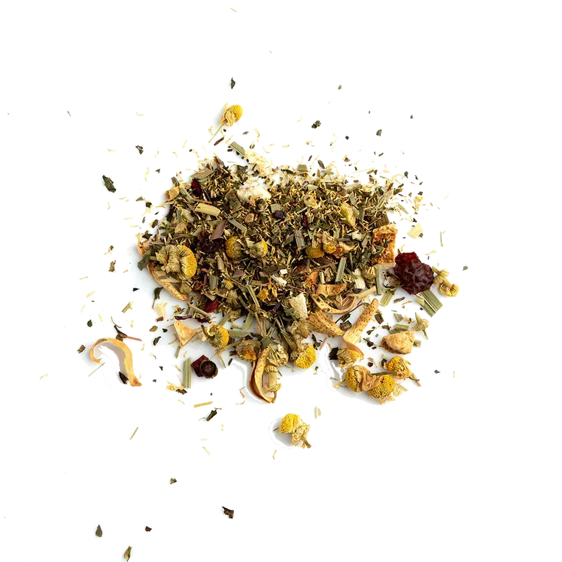 棕色茶包上標有“408號洋甘菊柑橘混合茶”,可以看到裡面色彩繽紛的草本混合物。
