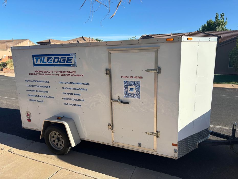 Tiledge Truck