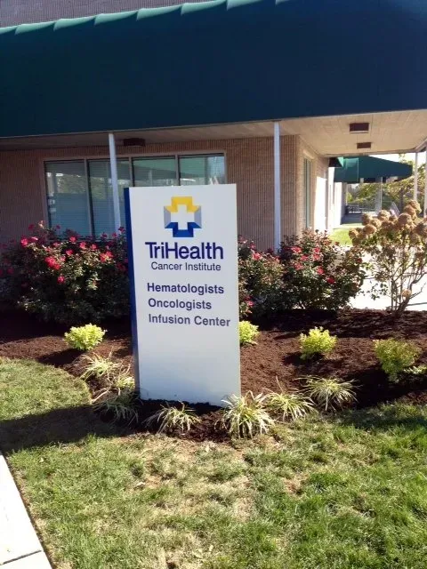 Commercial Landscape – Cincinnati, OH - Vater's Lawn Care & Landscape Services LLC