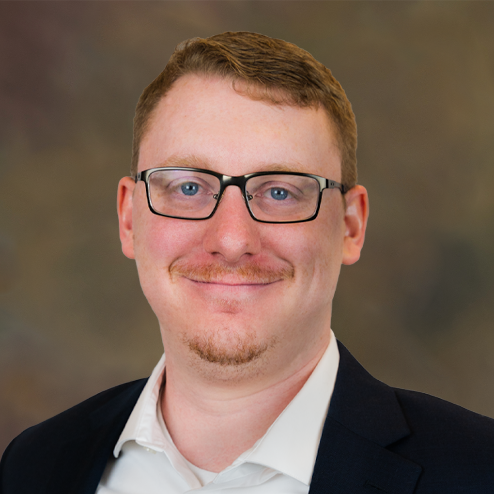 Headshot of Alex Defendorf