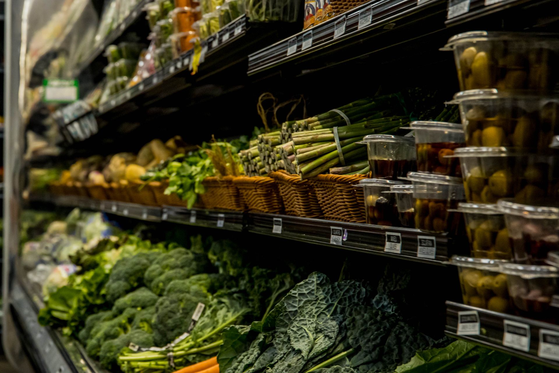 Family Roots Produce | Farm-Fresh Fruits & Vegetables