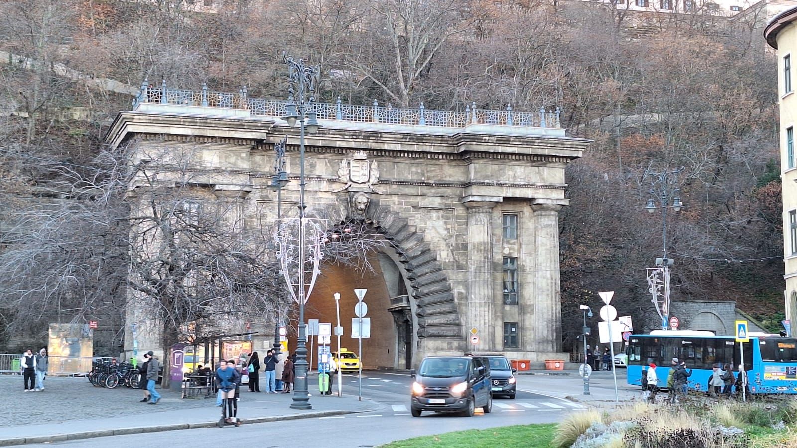 Budapest Castle Tunnel, Budapest Sightseeing, Zoltancarbudapest