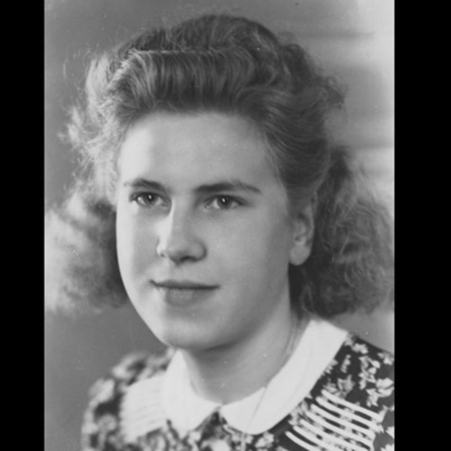 originele foto oma Schilderij van drie generaties vrouwen op dezelfde leeftijd