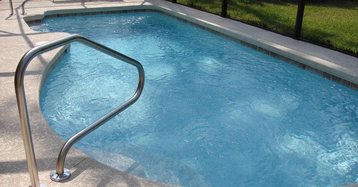 cloudy blue swimming pool water from low alkalinity 