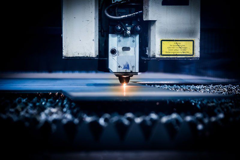 taglio dei manufatti metallici