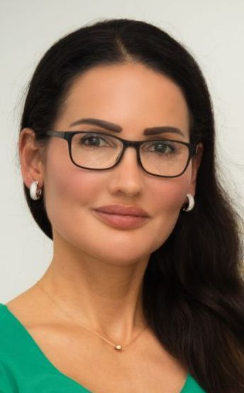 Dr. Sara Schnettler