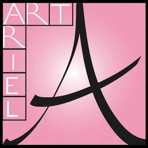ArielArt artista, illustratrice e fashion designer