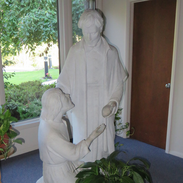 Statue of St. Vincent de Paul
