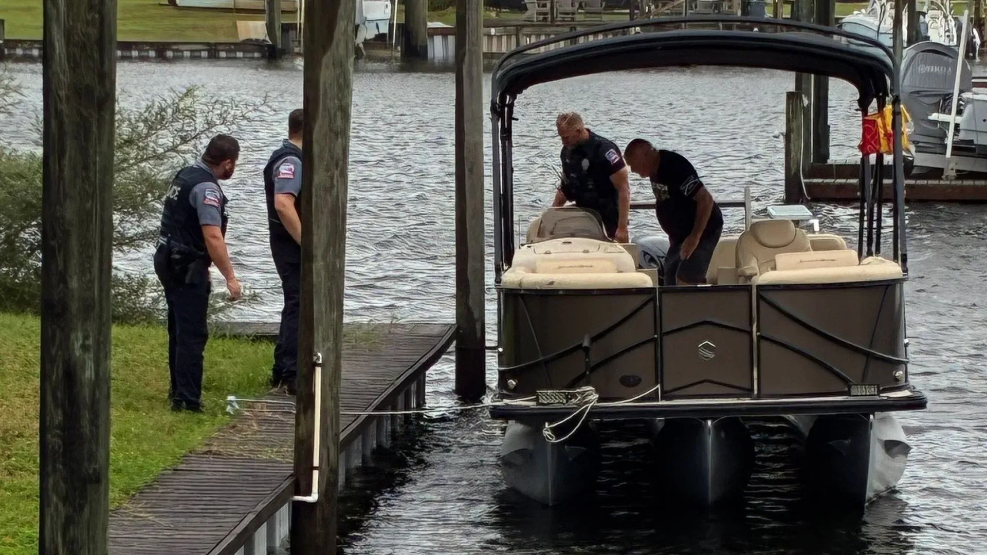 Orange Beach Police Help Senior Boat Owner