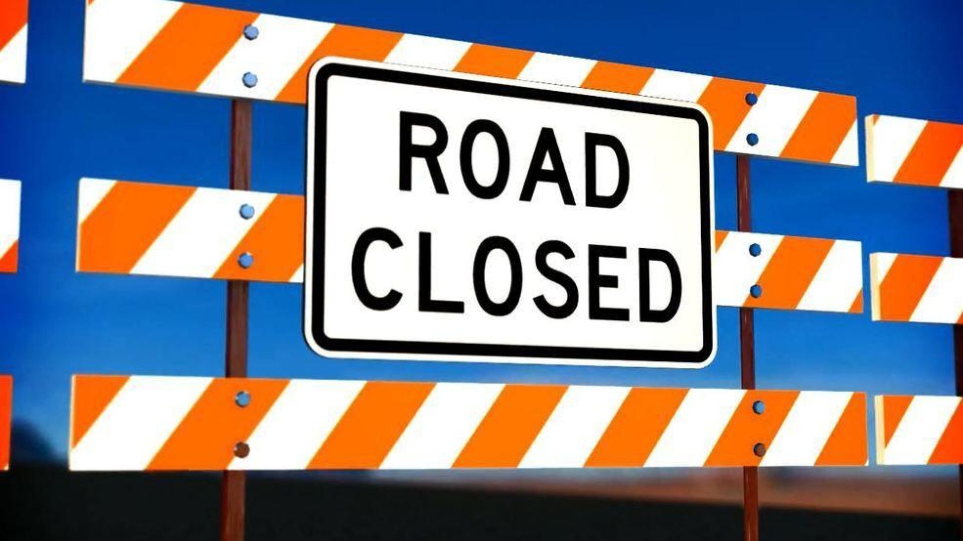 Foley Pothole Causes Road Access to Close