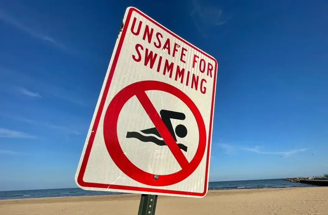 Rip current causes closure for swimmers Rip current causes closure for swimmers