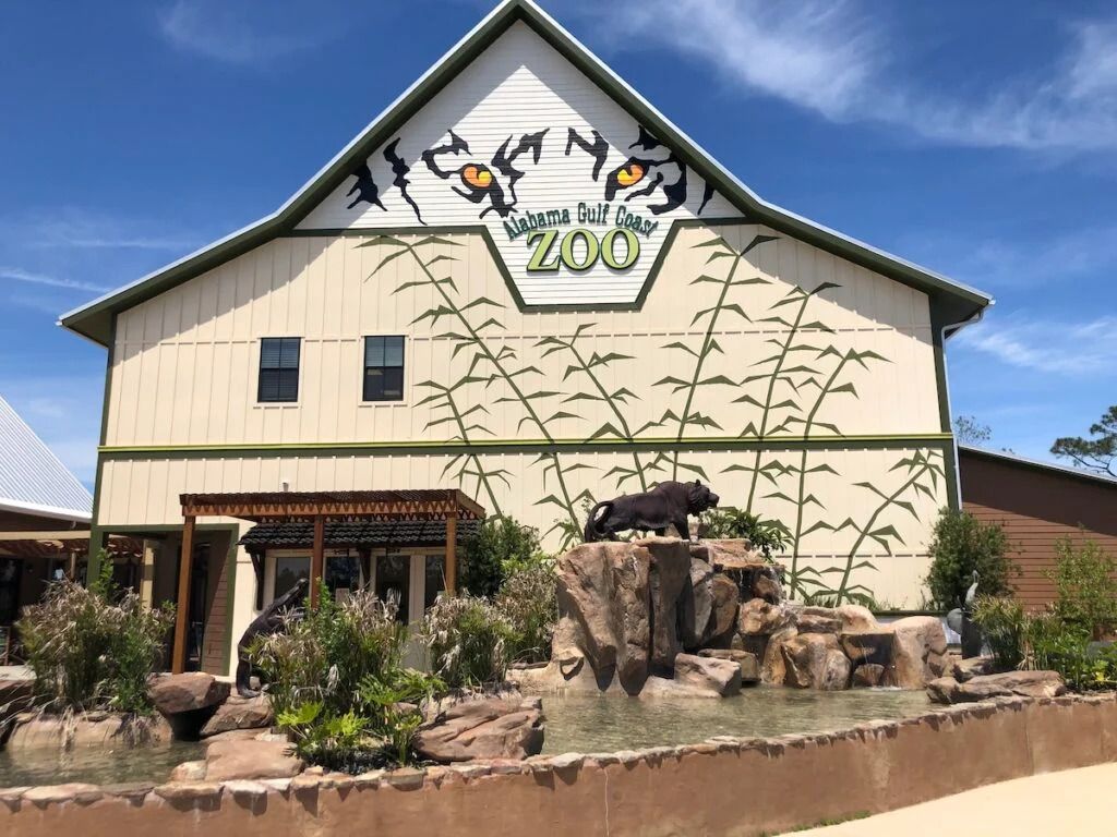 Gulf Shores Zoo Hosting VIP Art Event