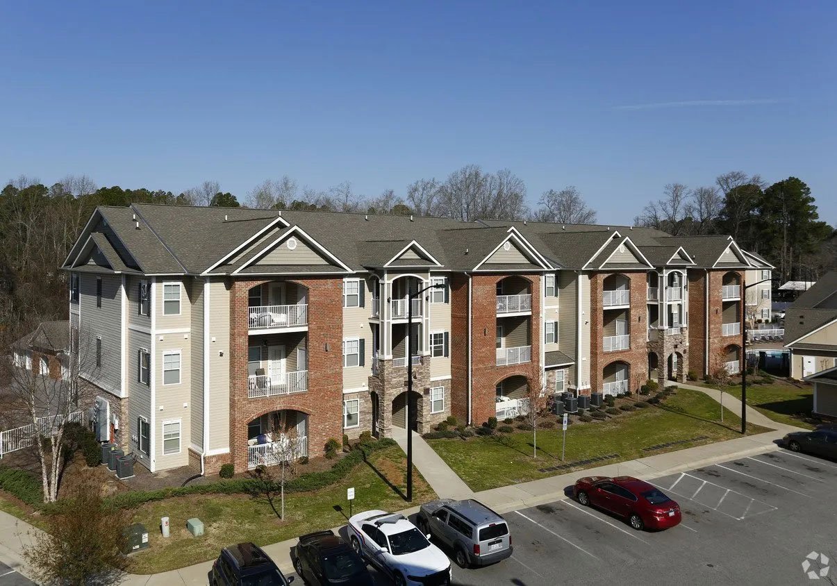 DTH Management Group Dunn & Raleigh, NC Property Management Company