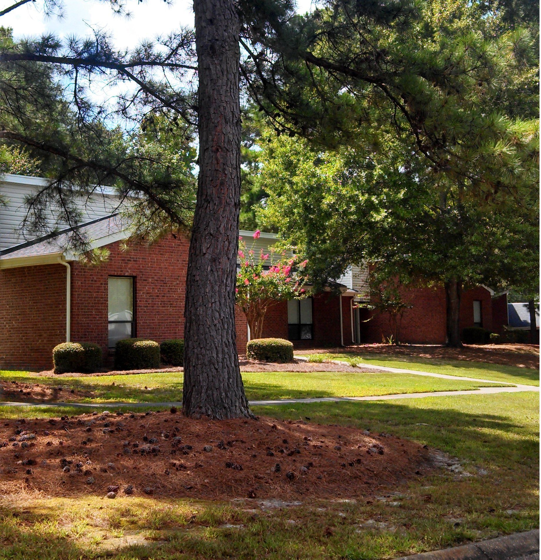 Oakdale Village 1