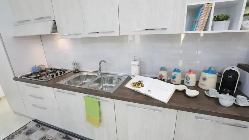 Casa Il Dromone Pozzallo modern kitchen with functional layout and clean design