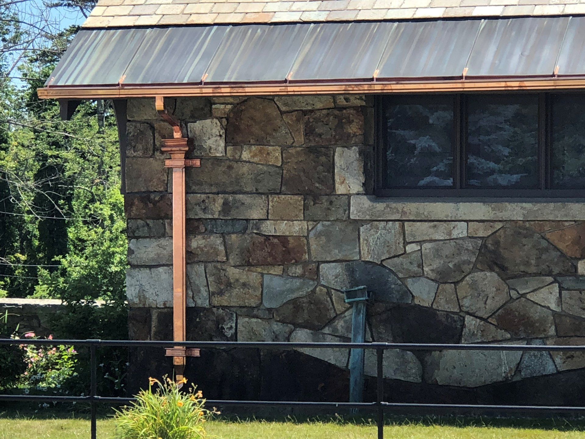 Black Gutter on the Roof – Jaffrey, NH – Rainflow, Inc.