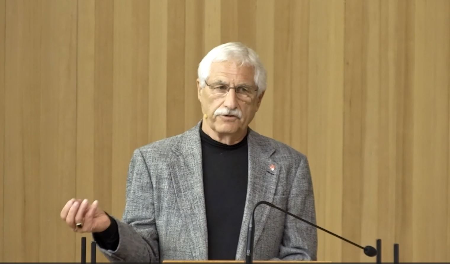 Image of Rev. Bruce Bode