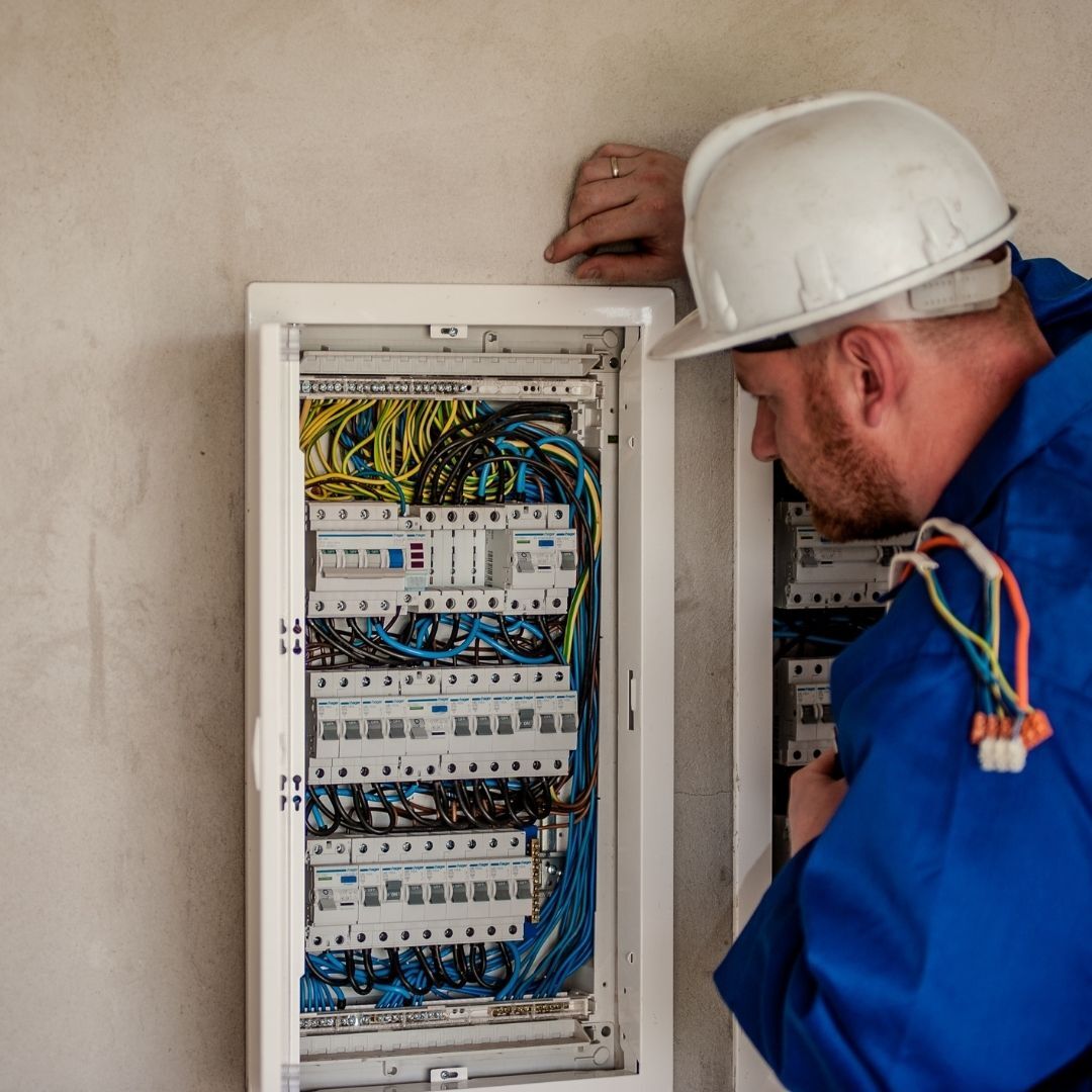 Electrician, Electrical Company, Contractor, Kamloops, BC