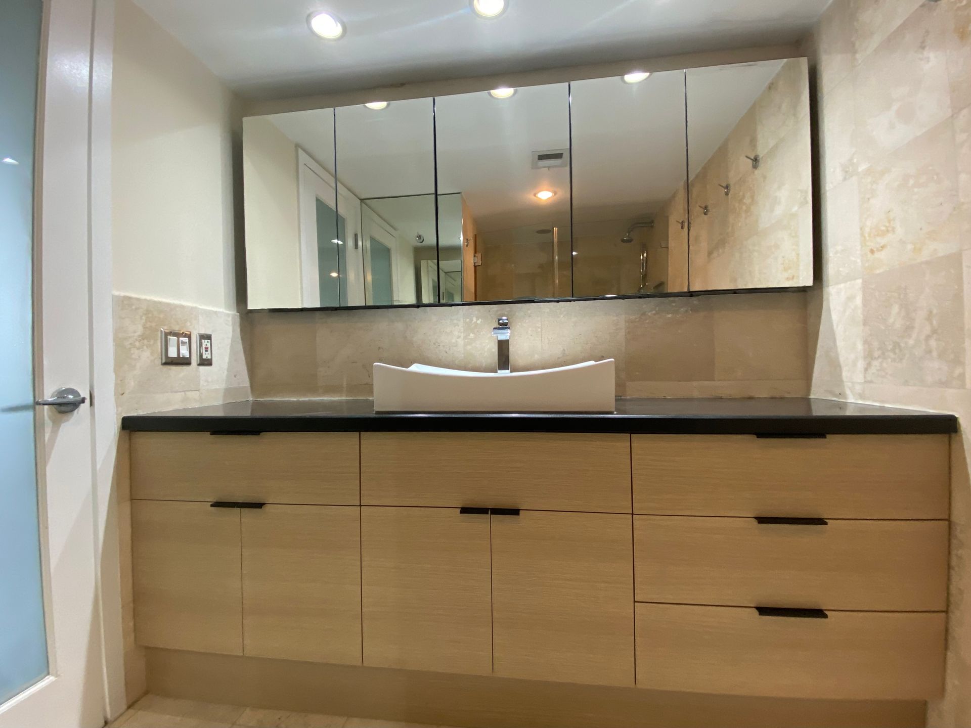 Bathroom Vanity cabinets