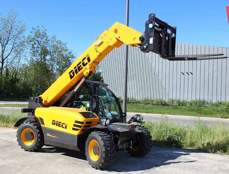 Hi-Range-Crane-Hire-Telehandler-Hire
