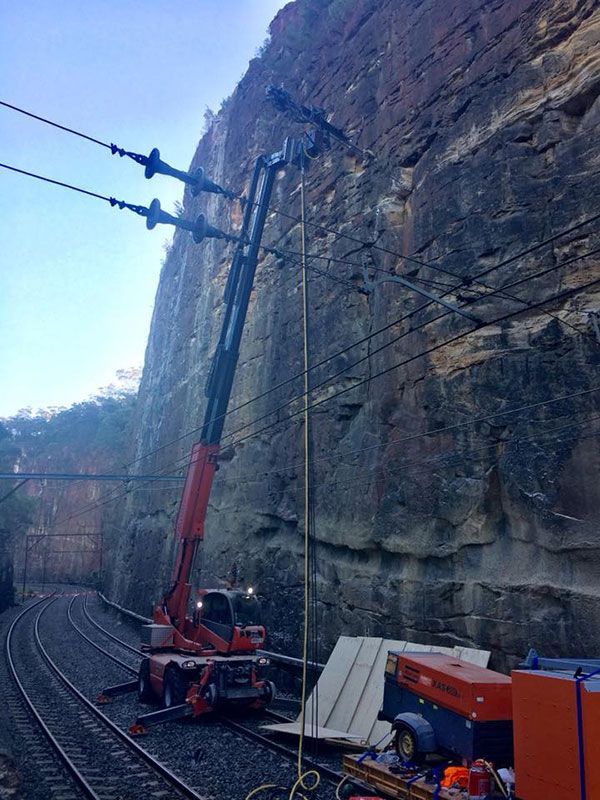 Hi-Range-Crane-Hire-Telehandler-Hire