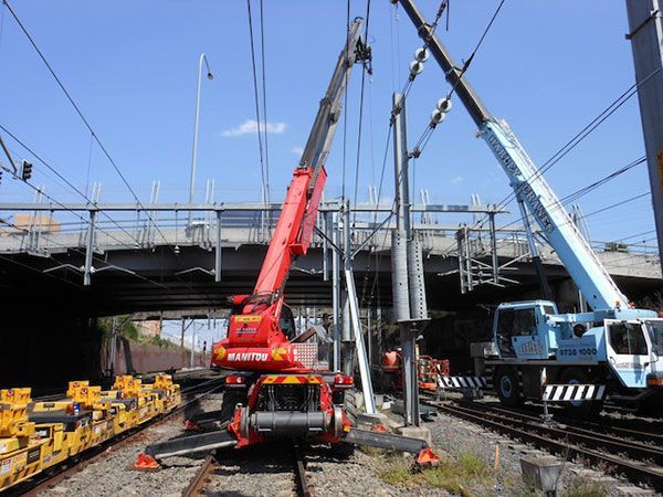 Hi-Range-Crane-Hire-Telehandler-Hire
