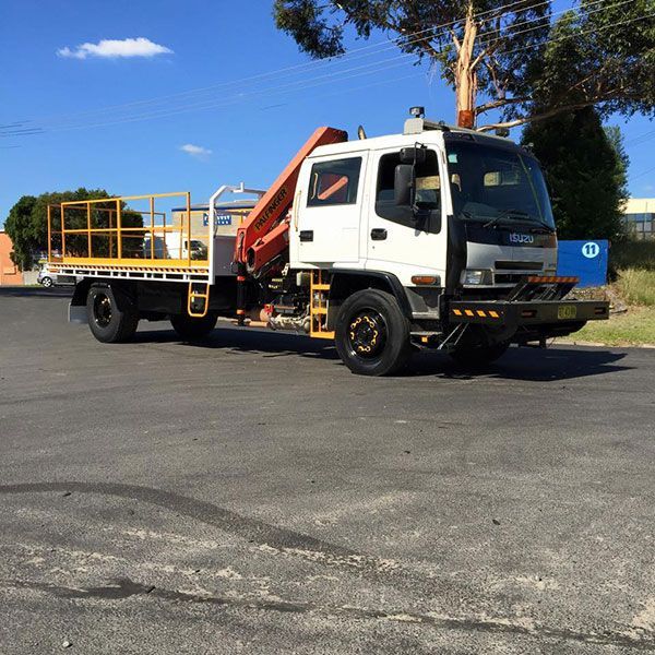 Hi-Range-Crane-Hire-Telehandler-Hire