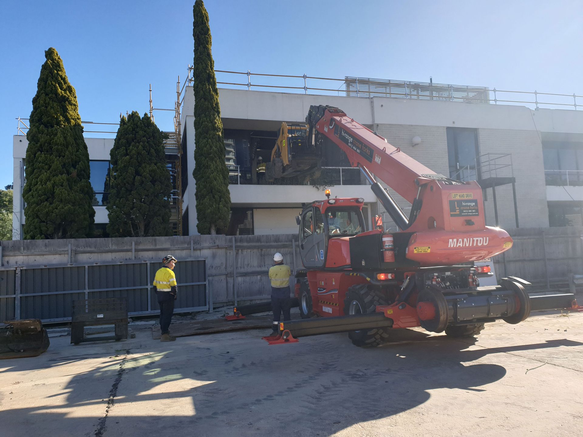 Hi-Range-Crane-Hire-Telehandler-Hire