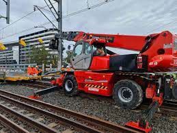 Hi-Range-Crane-Hire-Telehandler-Hire