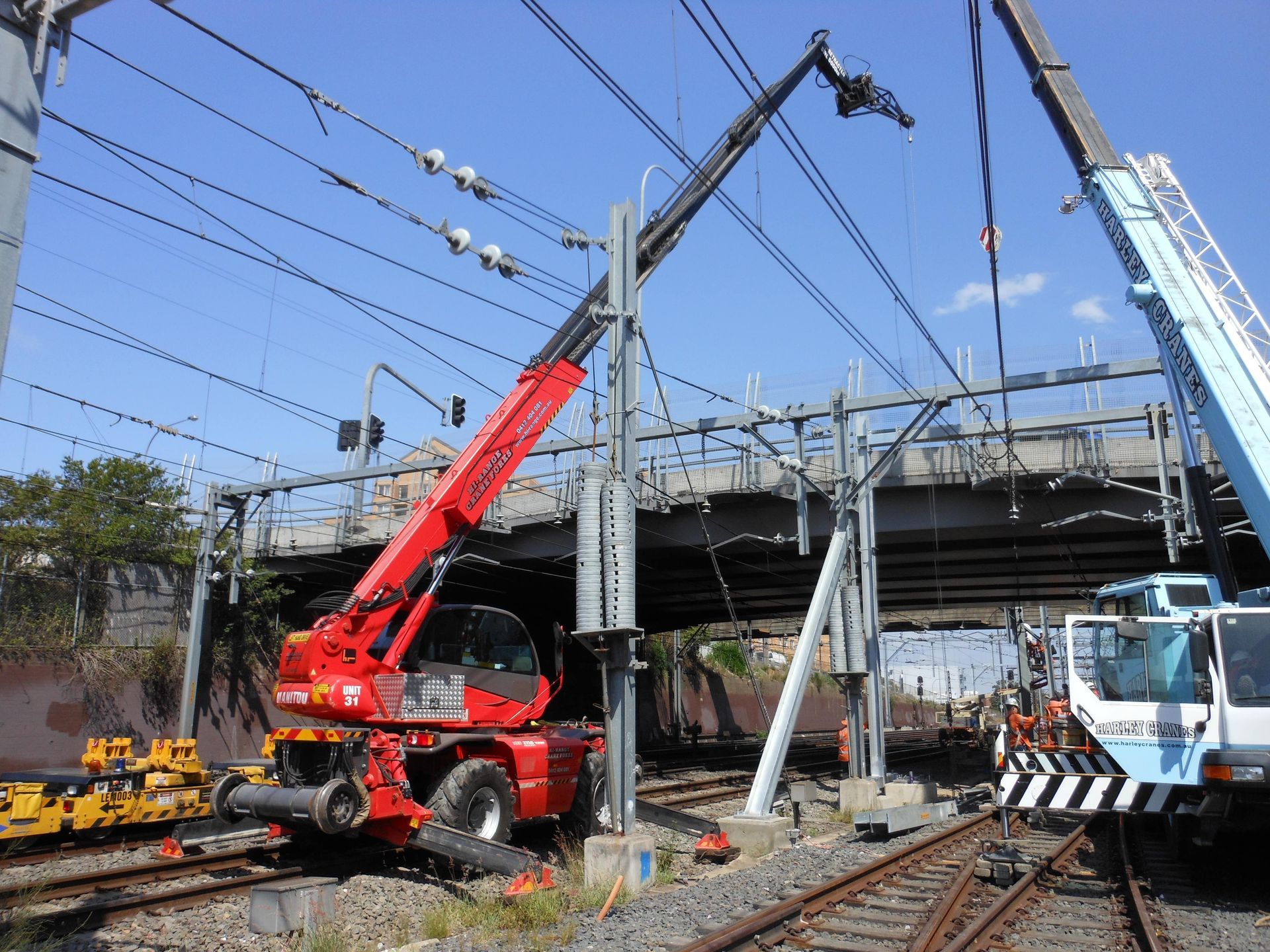 Hi-Range Crane Forks WU